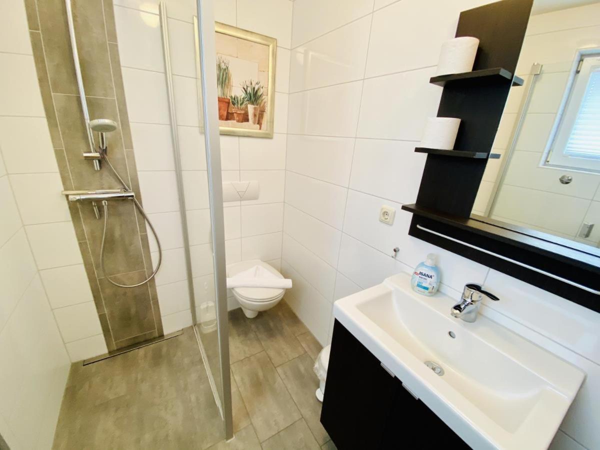 Ferienhaus Schotstek Росток Екстериор снимка